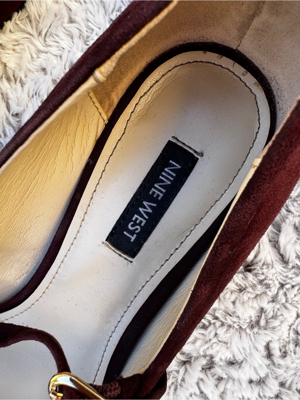 Nine West Burgundy Suede Mary Jane Block Heel Pumps size 9.5 - Picture 3 of 8